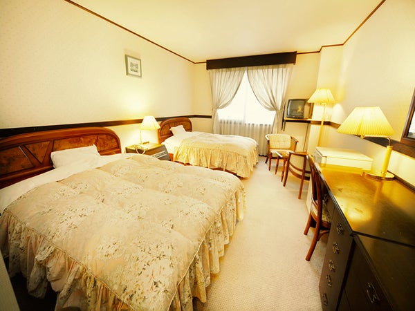 夜発バス/ホテルエルディア・1泊リフト券付(利用日数選択)2